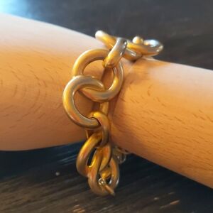 S&D Gold Large Chain Link Bracelet